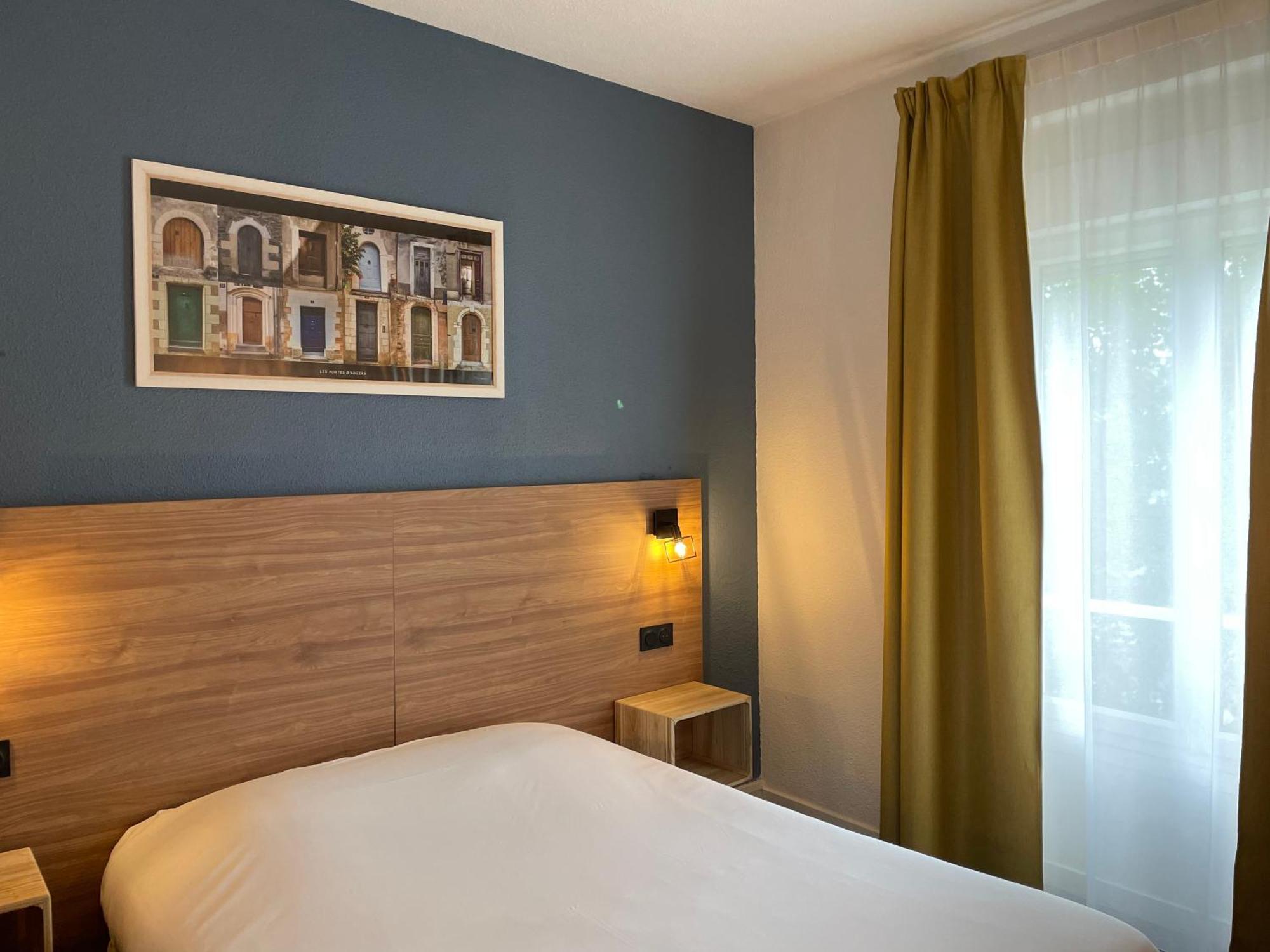 Hotel Le Progres Angers Exterior photo