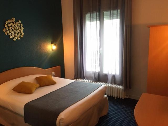 Hotel Le Progres Angers Exterior photo